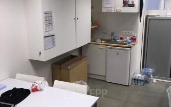 in te richten kantoor te huur in aalst keuken