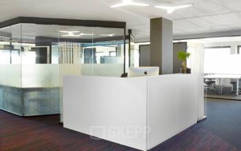 De receptie in het kantoorgebouw