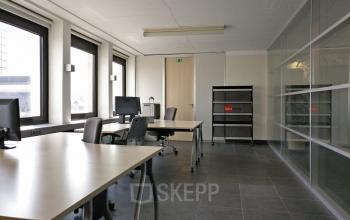 Kantoor te huur met fijne werkplekken