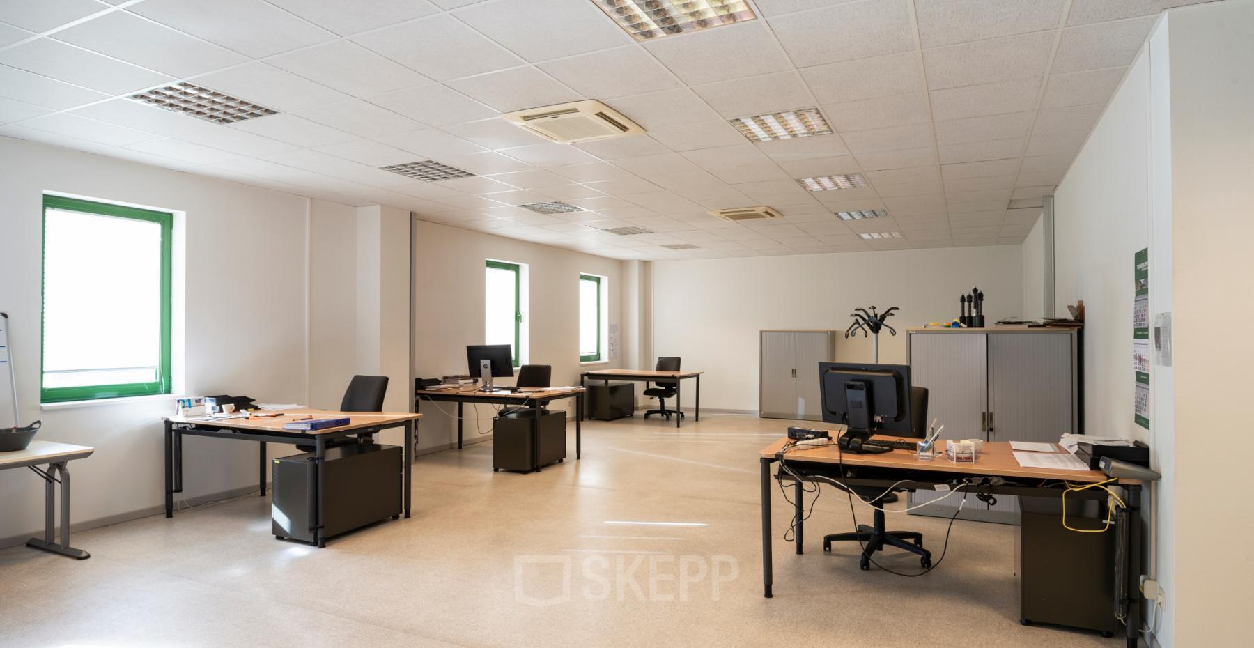 ingericht kantoor willebroek antwerpen te huur