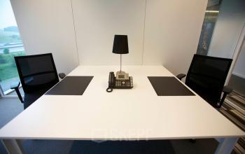 kantoorruimte brussel airport kantoorunit meubilair telefoon stoel bureau