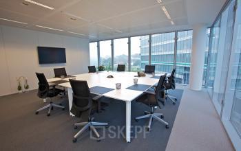 kantoorruimte brussel airport leonardo da vincilaan vergaderruimte binnenzijde kantoor stoel bureau