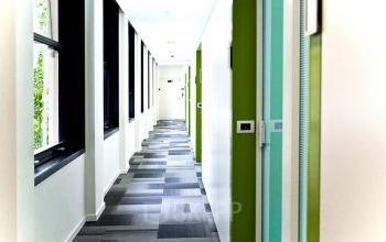 gang in bedrijvencentrum brussel europese wijk