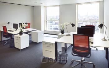 Kantoor te huur aan het Oktrooiplein