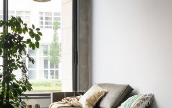 Een chille plek aan het raam