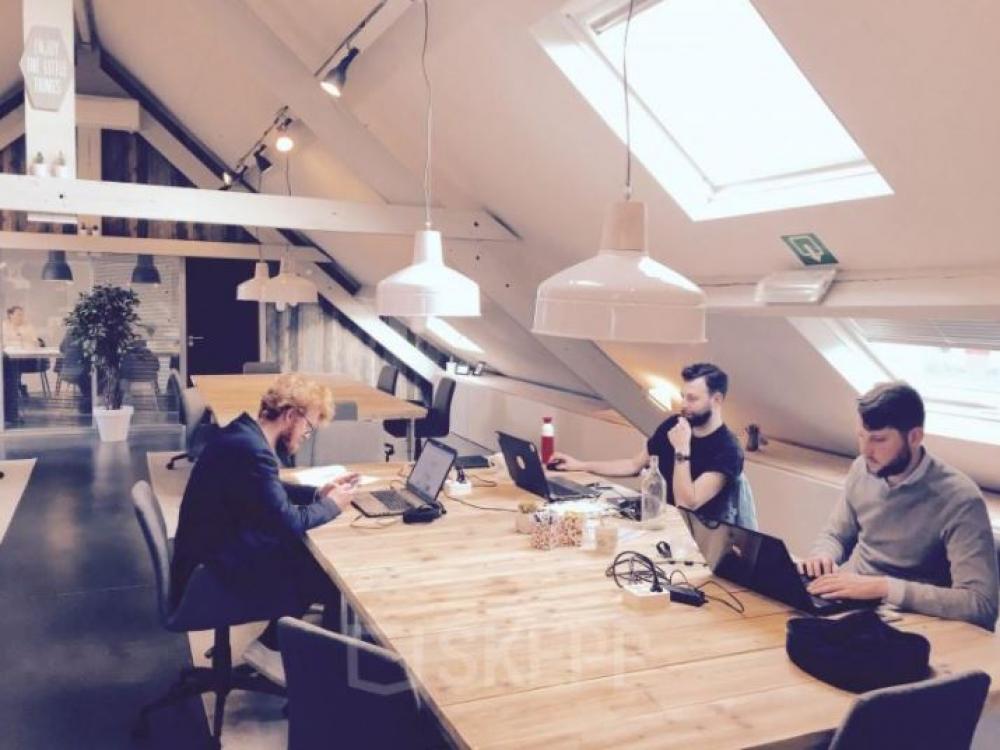 overzicht van de kantoorvloer