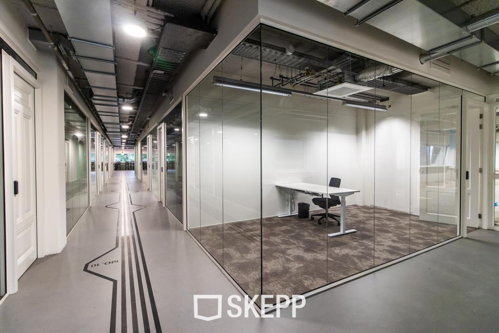 Kantoorruimte aan de Anthony Fokkerweg 1